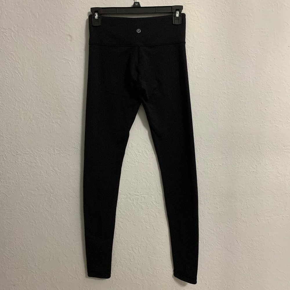 Black Yoga Leggings